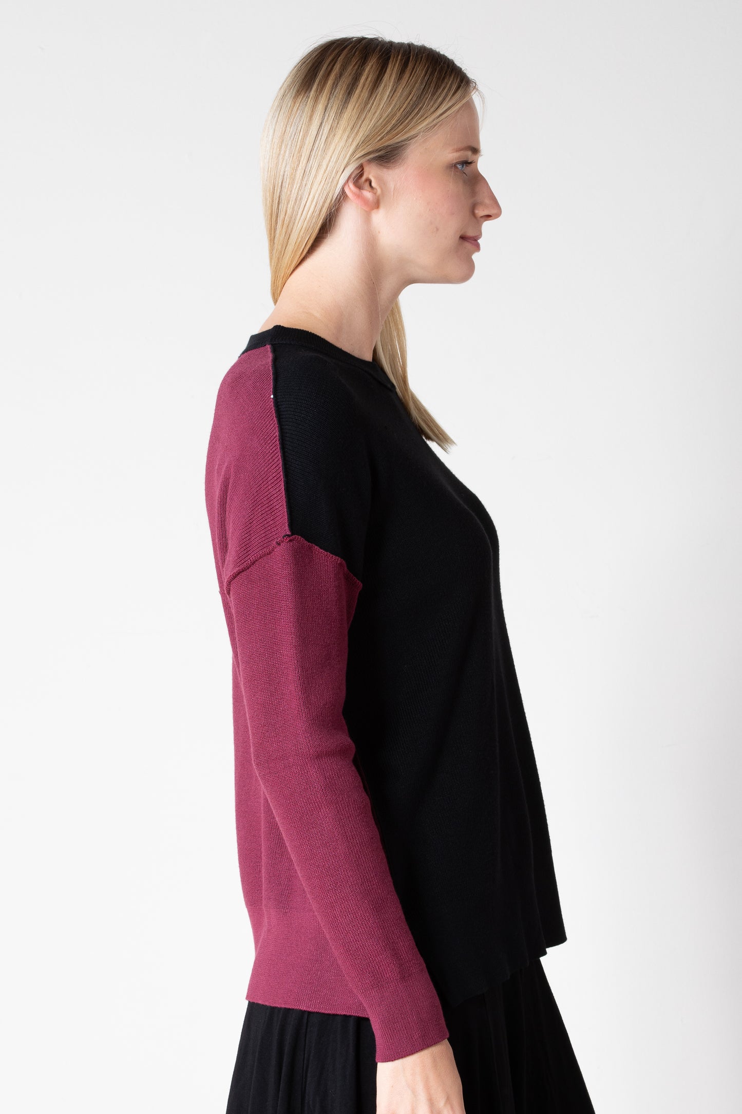 Thyone Sweater