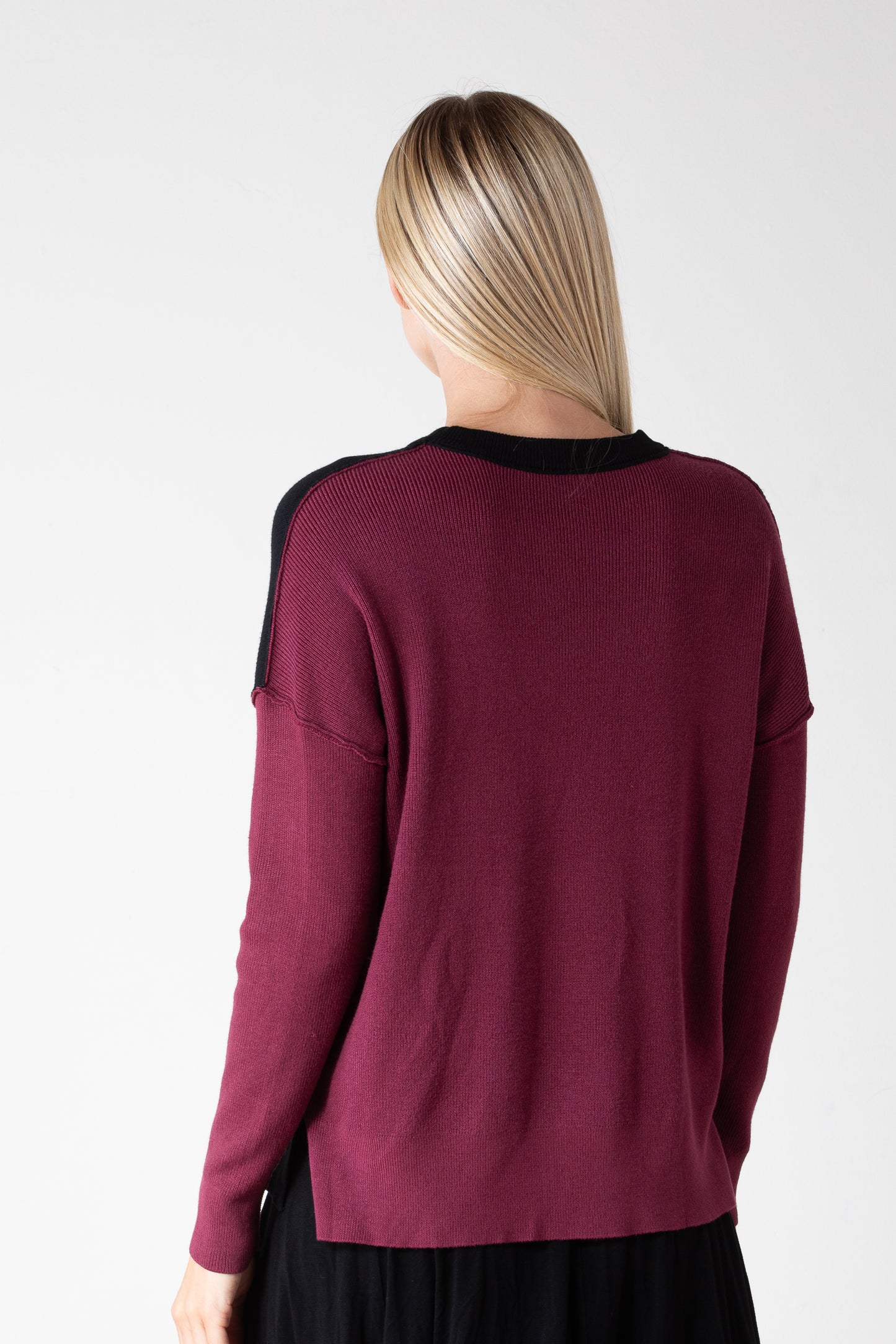 Thyone Sweater